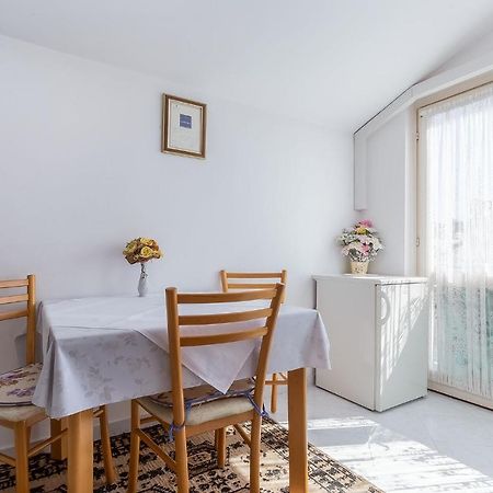 Appartement Ruzica à Poreč Extérieur photo